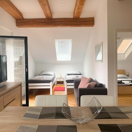 Ela'S Apartment Komenda Экстерьер фото