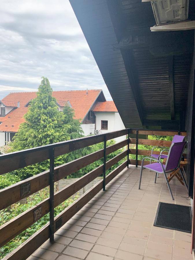 Ela'S Apartment Komenda Экстерьер фото