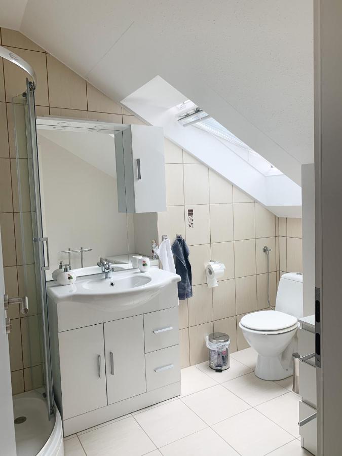 Ela'S Apartment Komenda Экстерьер фото
