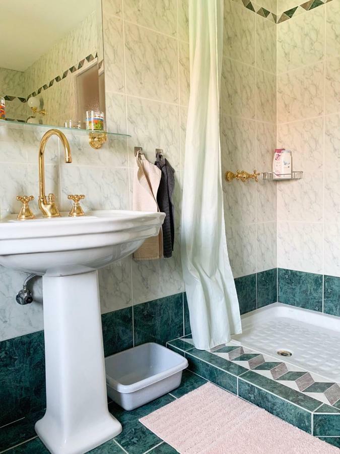 Ela'S Apartment Komenda Экстерьер фото