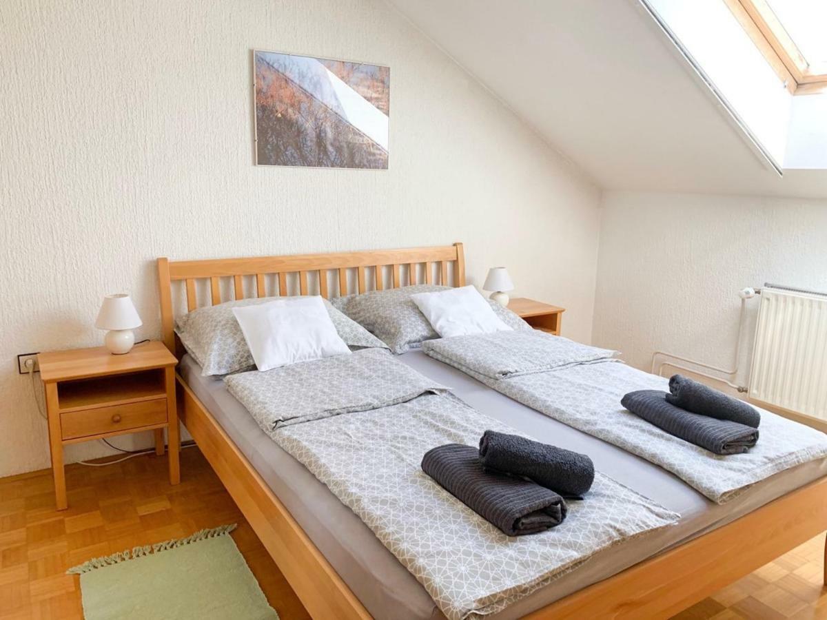 Ela'S Apartment Komenda Экстерьер фото